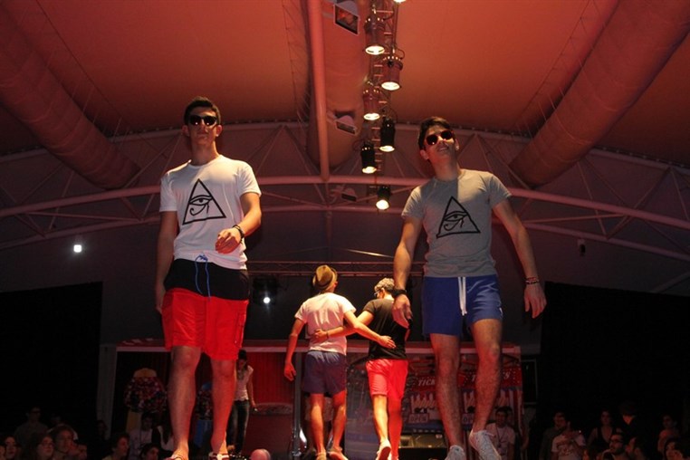 IC Line Up Fashion Show